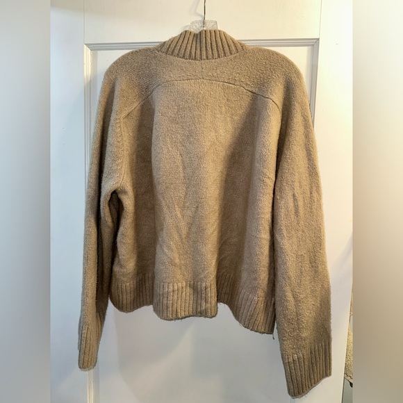 Abercrombie & Fitch Tan Mockneck Sweater - Picture 3 of 5